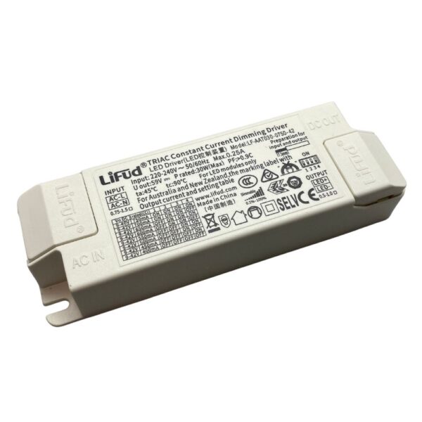 Constant Current TRIAC Dimmable LED Driver