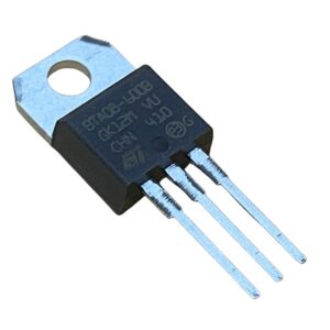 BTA08-600BRG Triac 8A 600V TO-220 Insulated